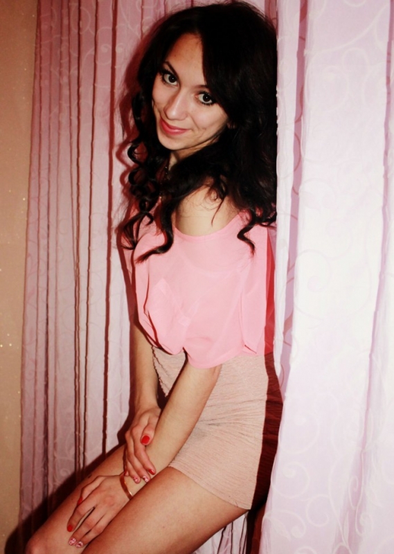 Со мной ты позабудешь обо всех своих заботах и окунешься в мир наслаждения. Я креативна и опытна, всегда готова исполнить самые скрытые желания. Мои услуги охватывают все, что ты можешь себе представить: оральный секс, классический секс, анальный секс, эротический массаж и многое другое. У меня есть отличные отзывы, которые подтверждают мою профессиональность и нежность. На моих фото ты увидишь, насколько сексуальна и привлекательна я. Жду тебя в Москве, чтобы воплотить в жизнь все твои фантазии. Давай насладимся каждой секундой, как последней! 🌹💋🔥 26771, 22 года